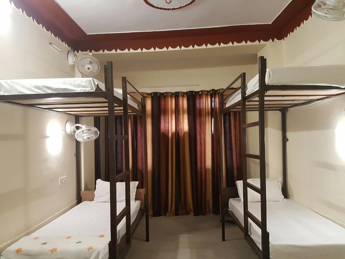 Wow Backpackers Hostels Αμριτσάρ Εξωτερικό φωτογραφία