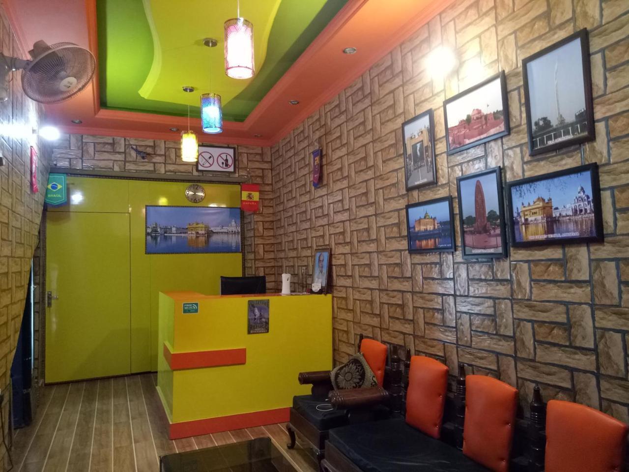 Wow Backpackers Hostels Αμριτσάρ Εξωτερικό φωτογραφία