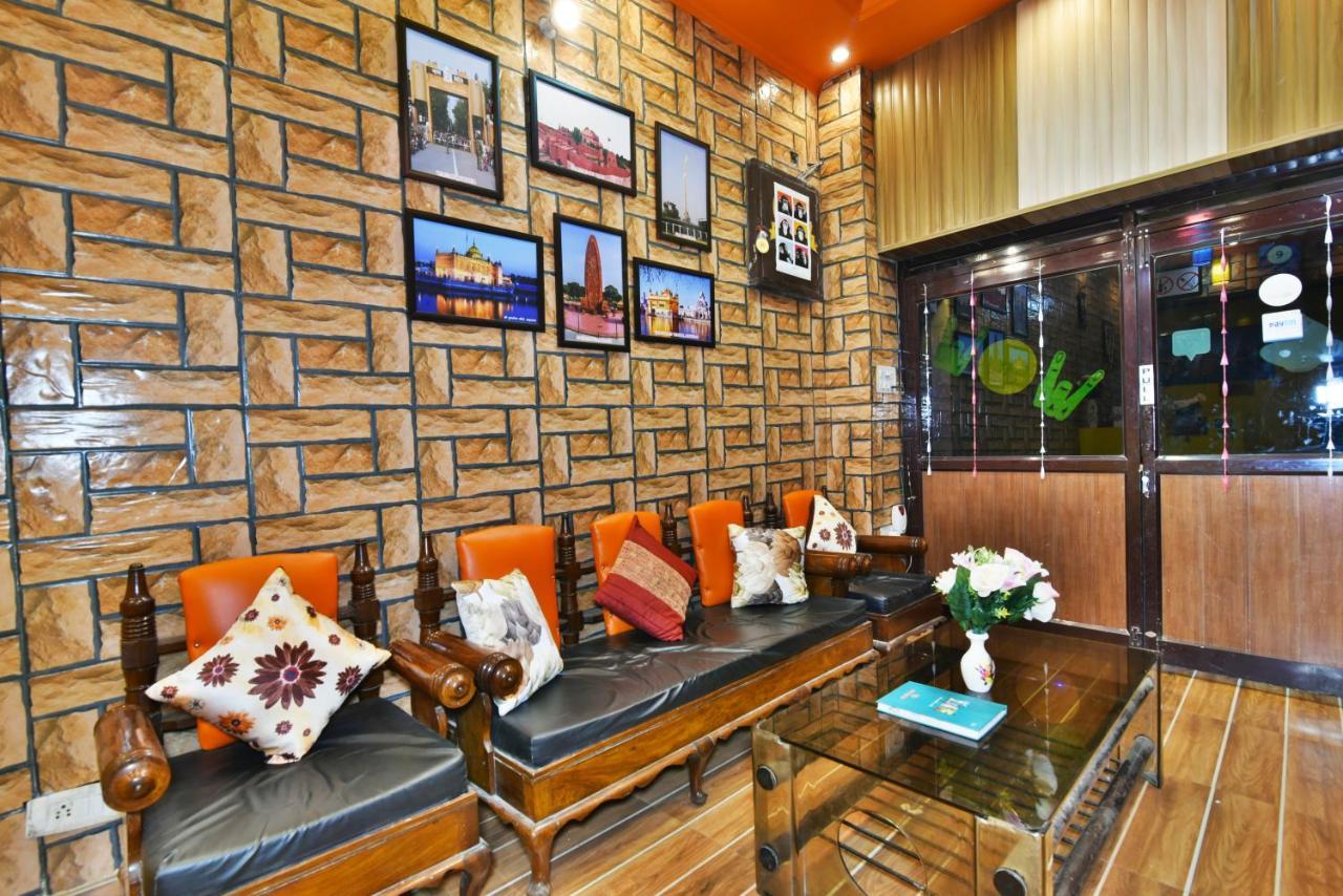 Wow Backpackers Hostels Αμριτσάρ Εξωτερικό φωτογραφία